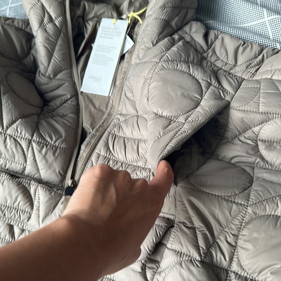 H&M move water repellent thermal jacket sz S NWT - Picture 5 of 5